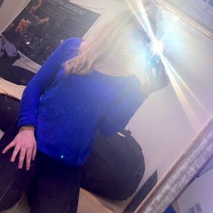 American Eagle Long Sleeve